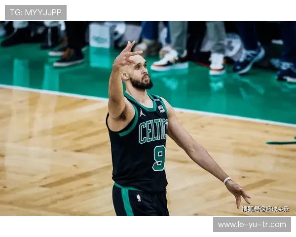 德里克·怀特展现铁血防守,助力绿军巩固季后赛席位