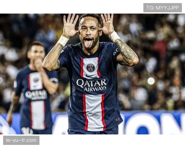 Vini状态火热再获球迷盛赞，强势回暖成焦点