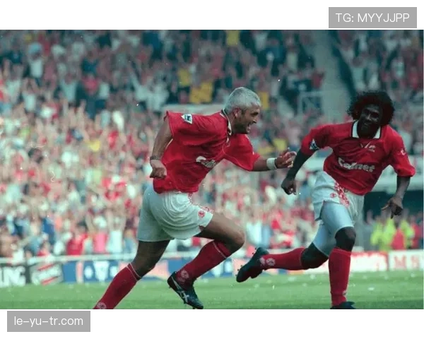 米德尔斯堡博罗铁血重塑战斗精神，新赛季表现备受期待