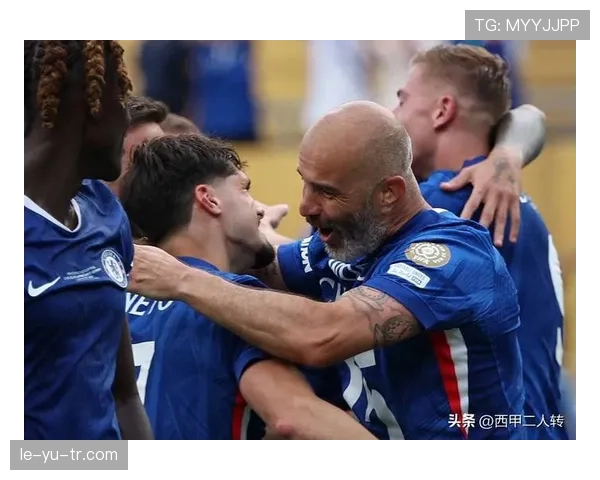 切尔西防线磨合仍不稳定,球队稳定性面临考验,对赛季走势形成制约 切尔西防线磨合仍不稳定,球队稳定性面临考验,对赛季走势形成制约