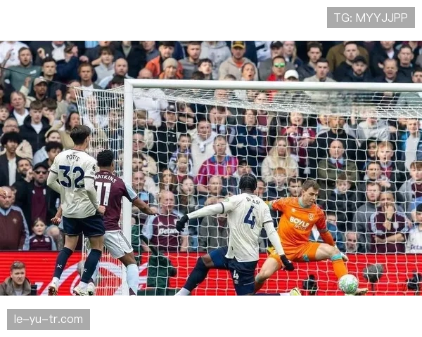 热刺防守稳定性问题持续显现，当前阶段球队防线表现受限影响赛季走势